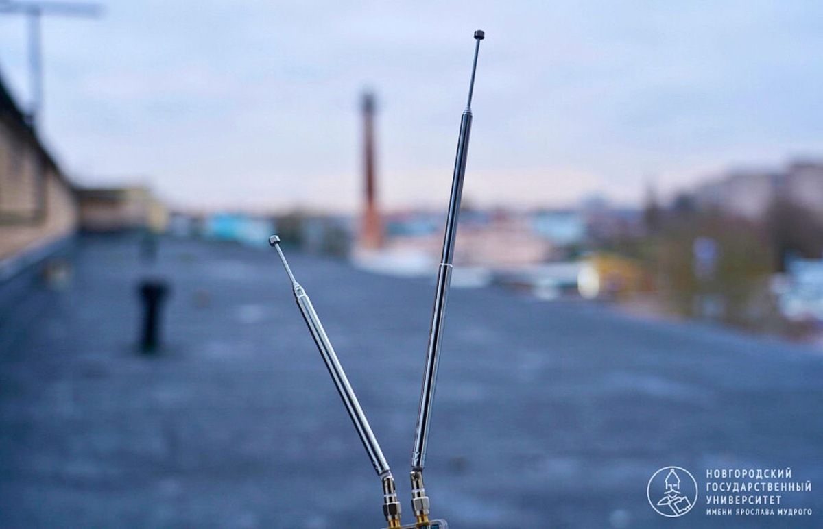    Миниатюрная антена для глубоководной связи.