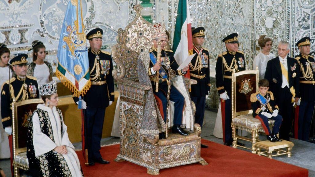 самопровозглашенные продолжатели династии Пехлеви