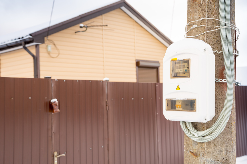 Уличный щиток с электросчетчиком