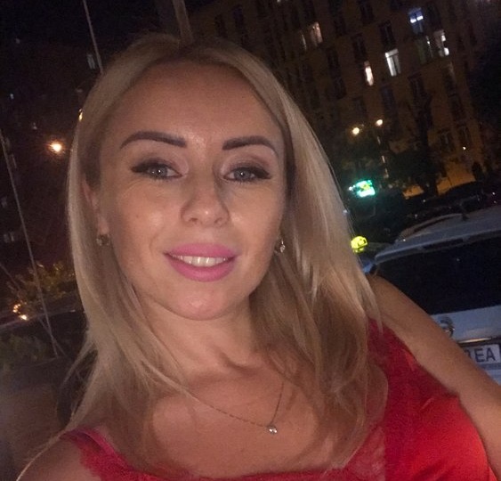 "Мужчина переехал ко мне жить. Когда я попросила помочь передвинуть шкаф, он ответил - это твоя квартира, делай сама". Вынесла его вещи