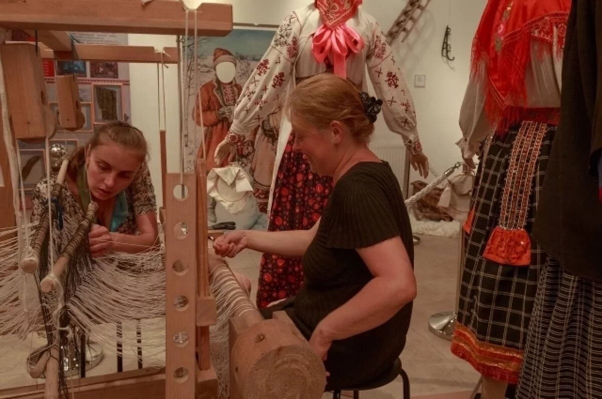    Новогодние игрища.