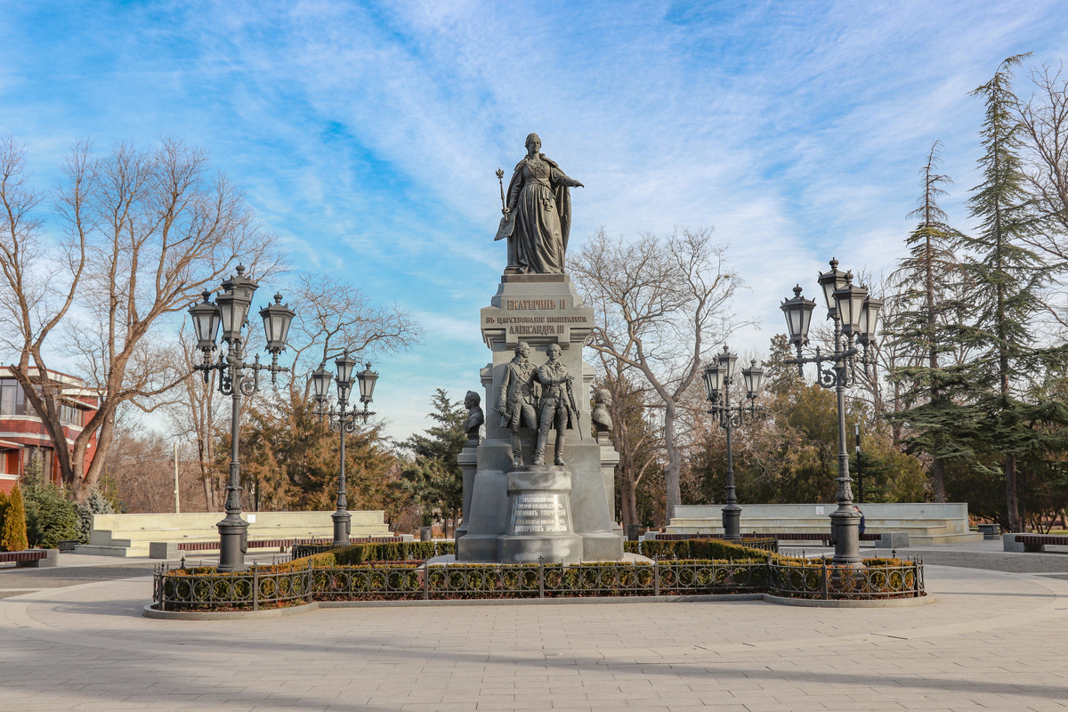 Памятник Екатерине II // Туристический портал Республики Крым, Алексей Цесельский