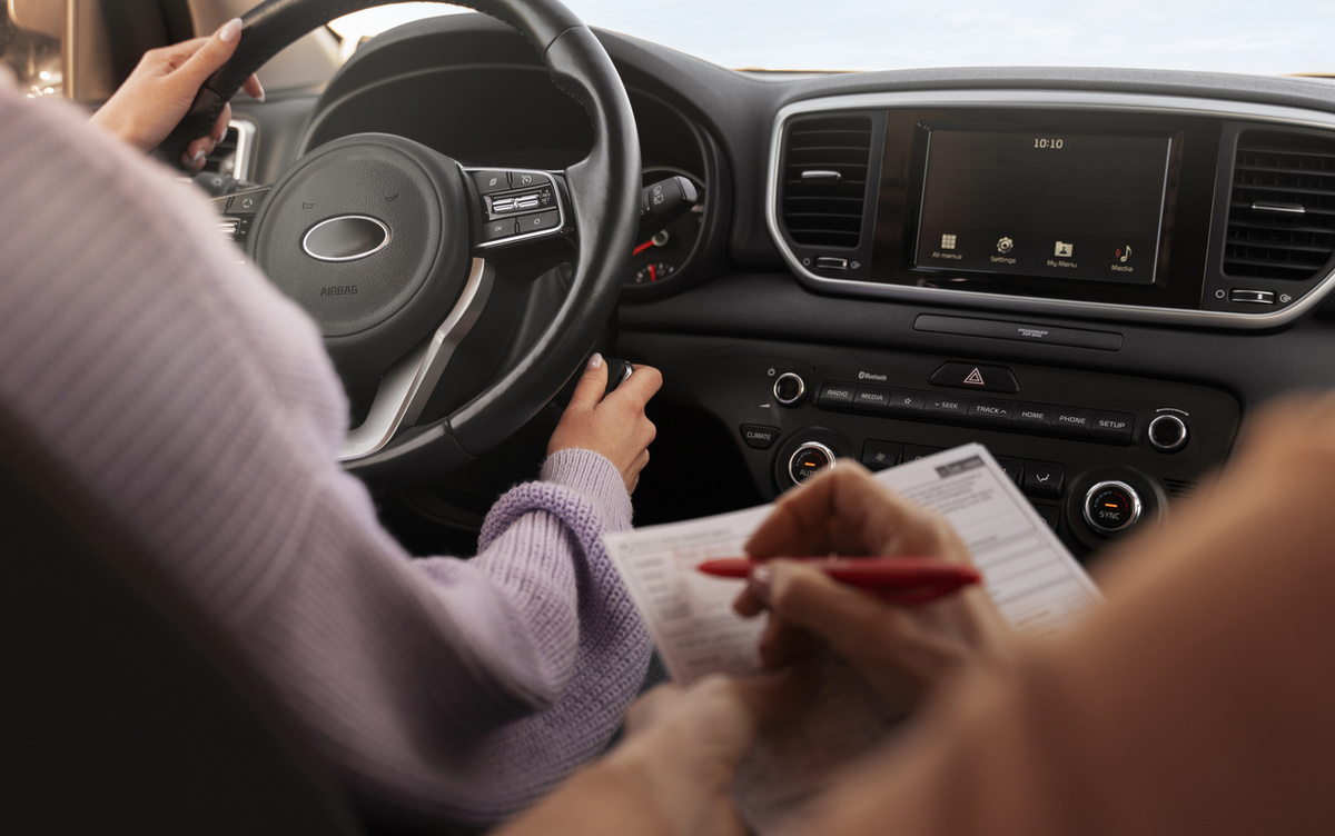    Изменить порядок проведения экзаменов на права могут в России