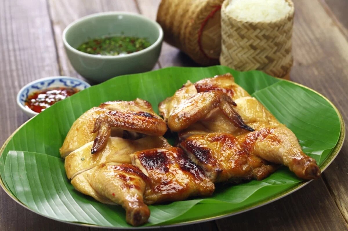    Сделать пряным. Три способа приготовить праздничного цыпленка.