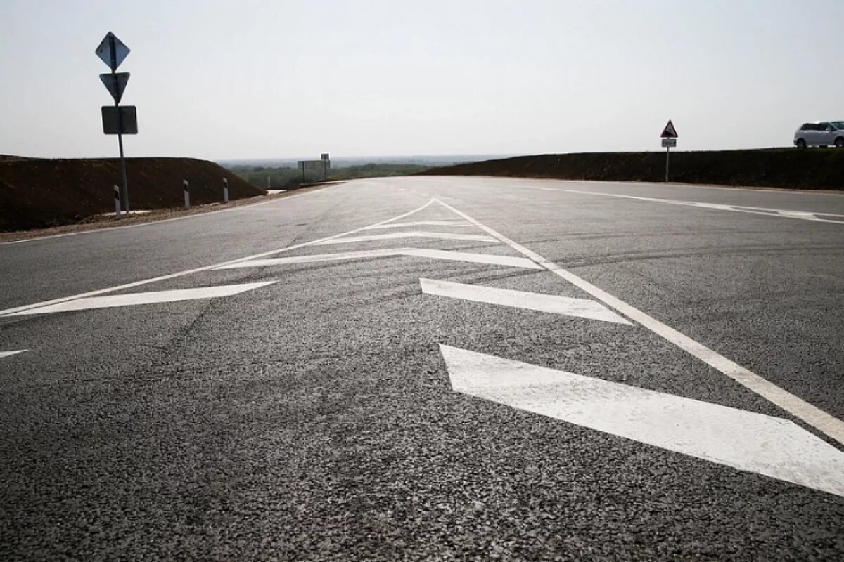    В Крымском районе обломки БПЛА ВСУ упали на автодорогу