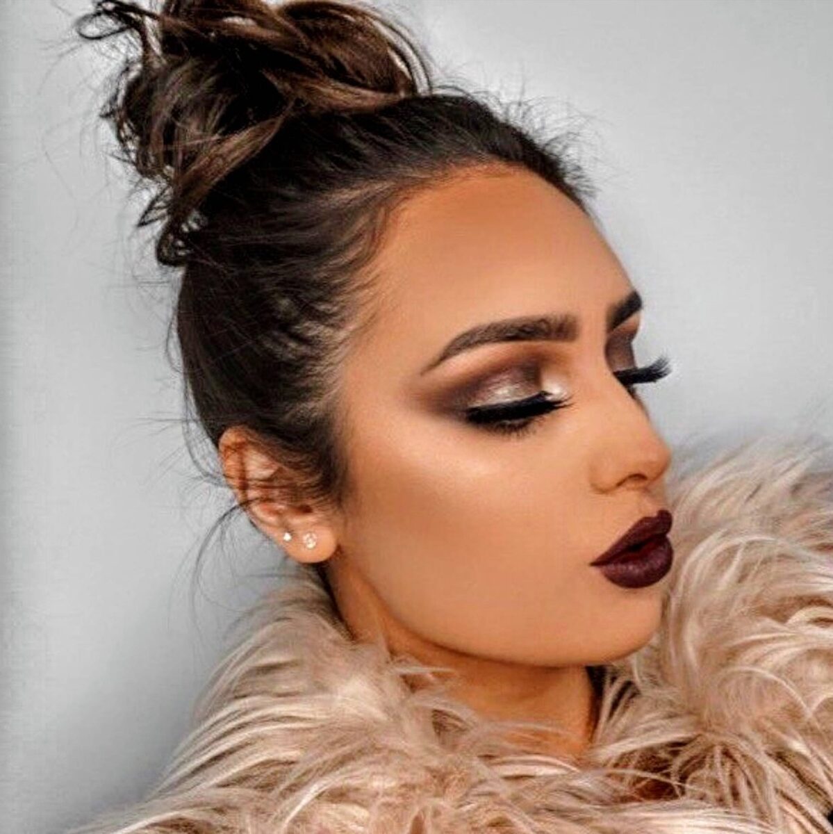 Эми-Роуз Уокер Пучок