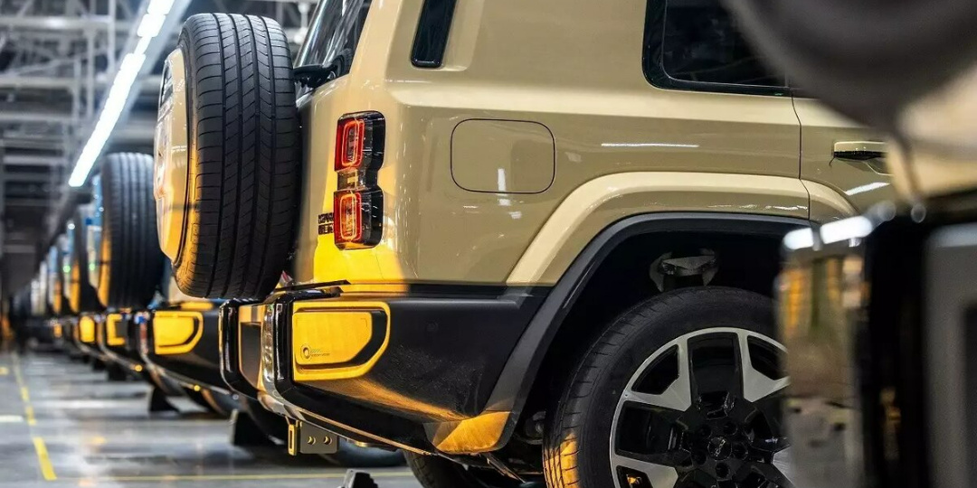 Новый внедорожник для российского рынка уже сходит с конвейера. Что за модель и когда её ждать?