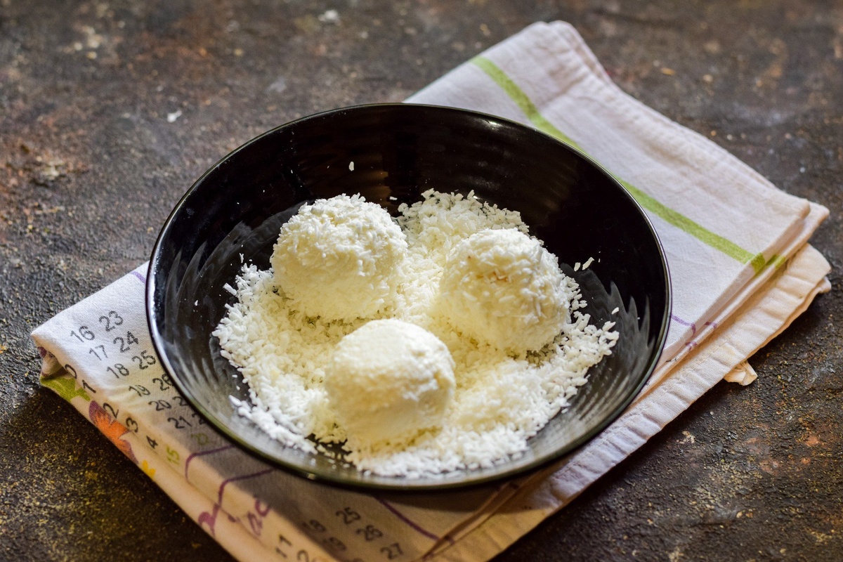    Эти творожные снежки в кокосе взорвали мой блог — рецепт из детства с изюминкой