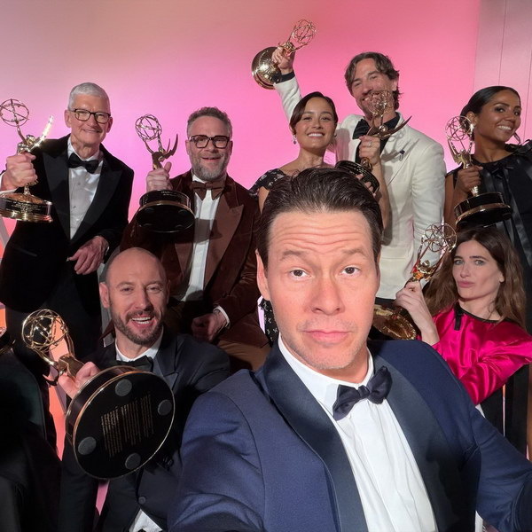     Сет Роген объявил о съемках второго сезона «Киностудии» и новых звездных камео на «Золотом глобусе»