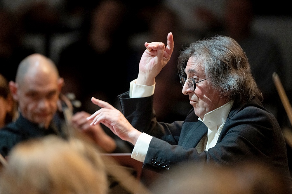    Юрий Башмет: Так сложилось: весь фестиваль посвящен теме Любви, что меня лично очень радует. / Русское концертное агентство