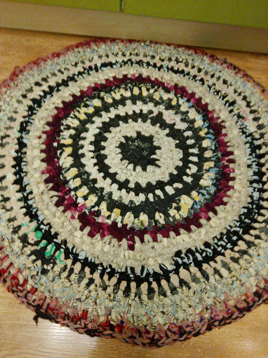 Ретро коврик на кухне в рабочей зоне