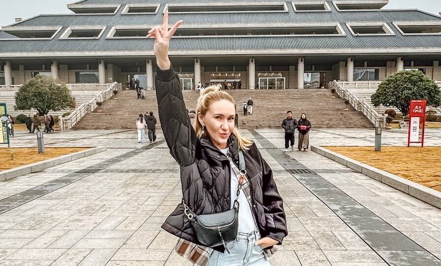 Чем и как туристу платить в Китае?