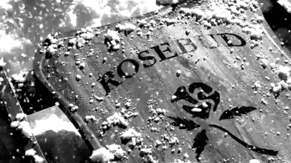 Кадр из фильма «Гражданин Кейн» (1941). Снег, предположительно сделанный из хризотила (асбеста)