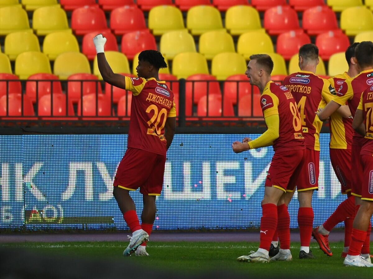    Футболисты тульского "Арсенала" | © Фото : Пресс-служба ФК "Арсенал Тула"