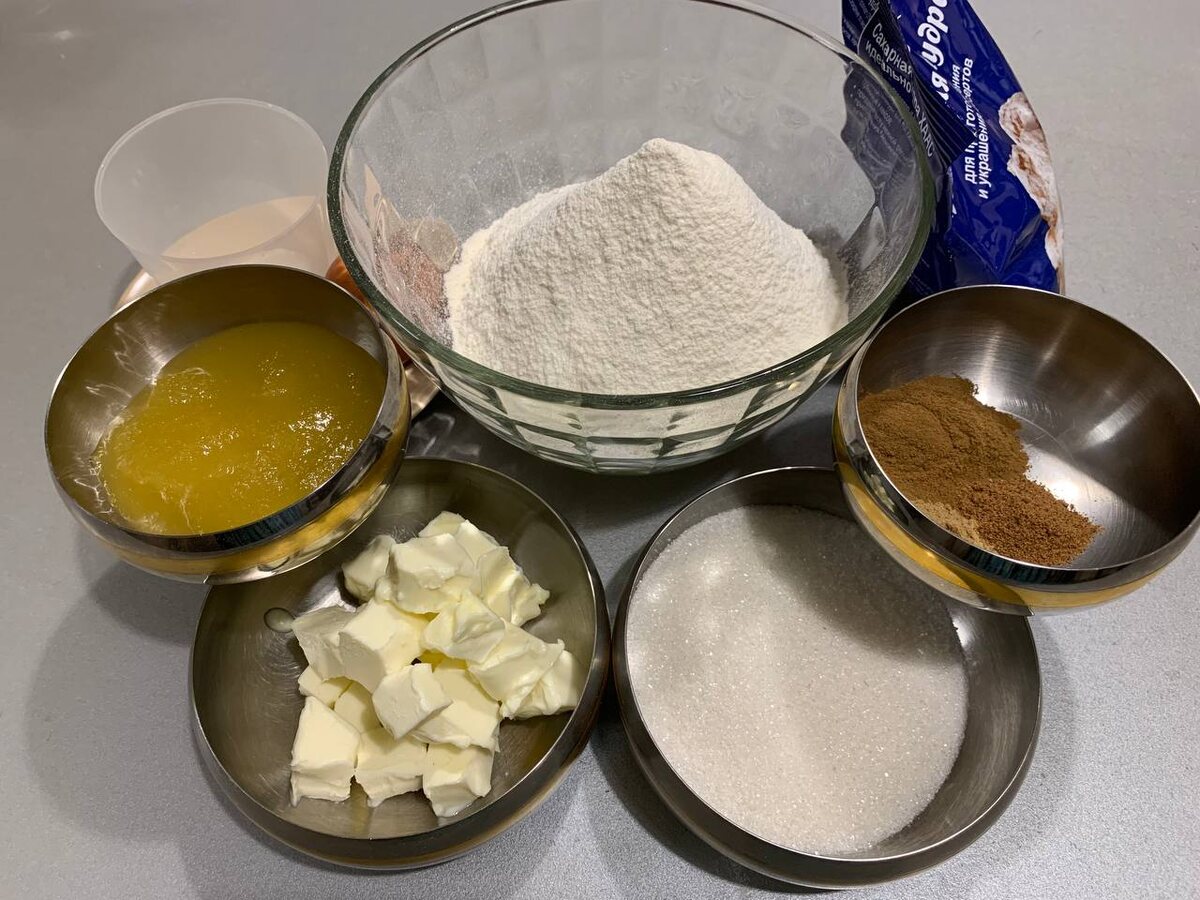 Ингредиенты на столе