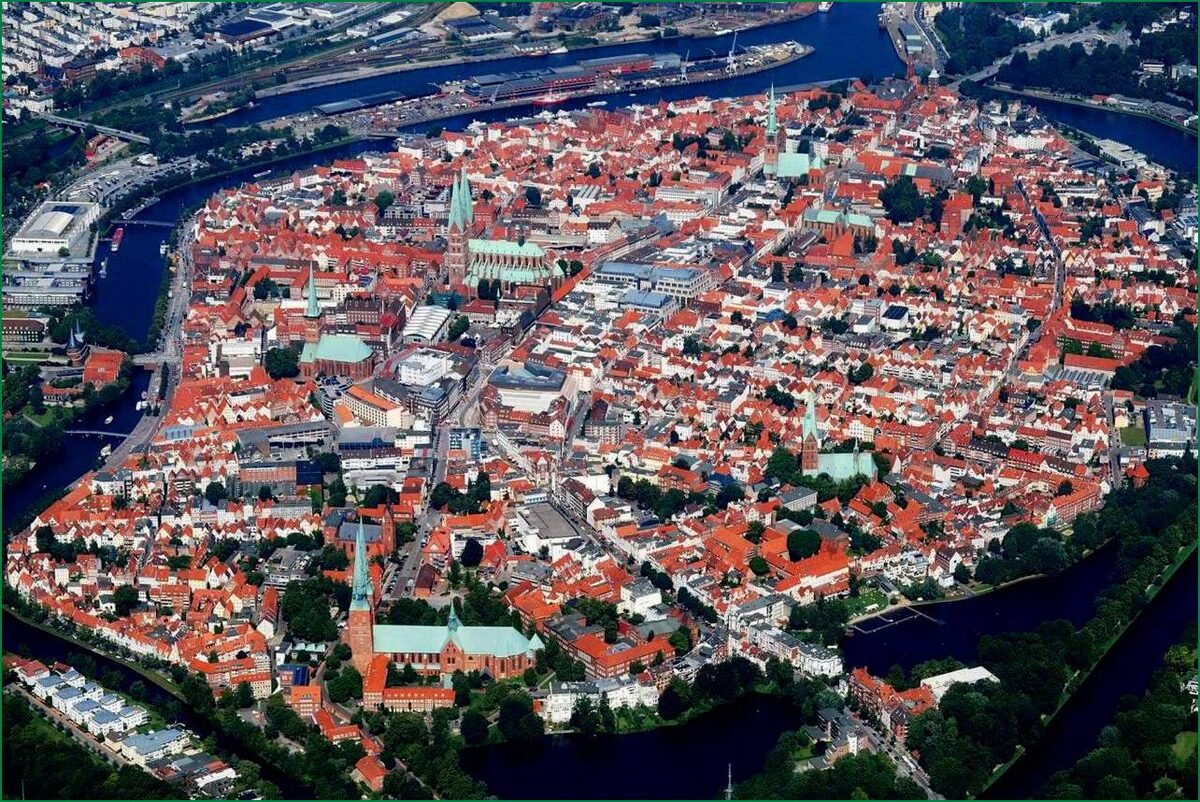 Порт Любек. (Источник: Яндекс.Картинки)