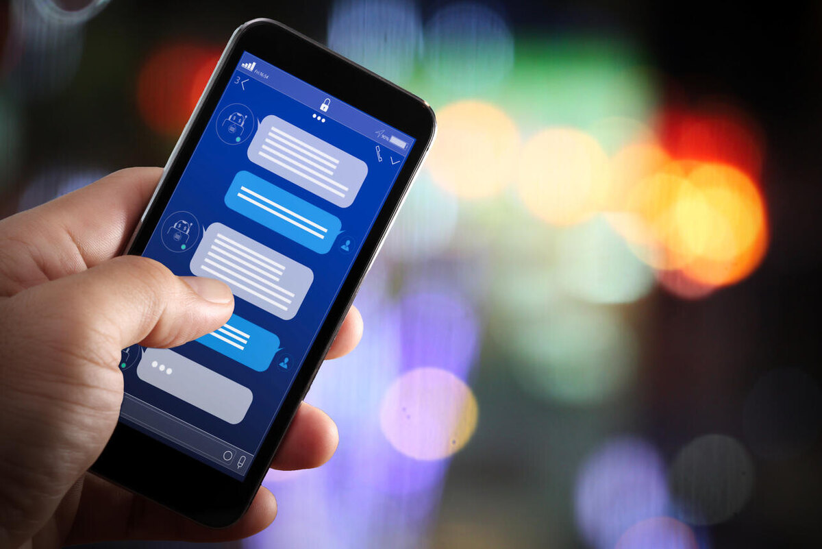    Мессенджер 123RF/legion-media.ru