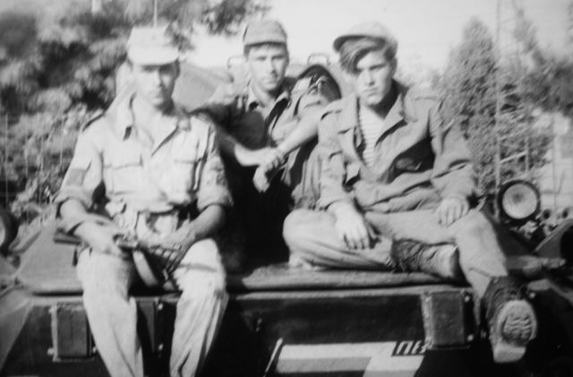 Афганская граница. Фото В. Крайнова из личного архива. 