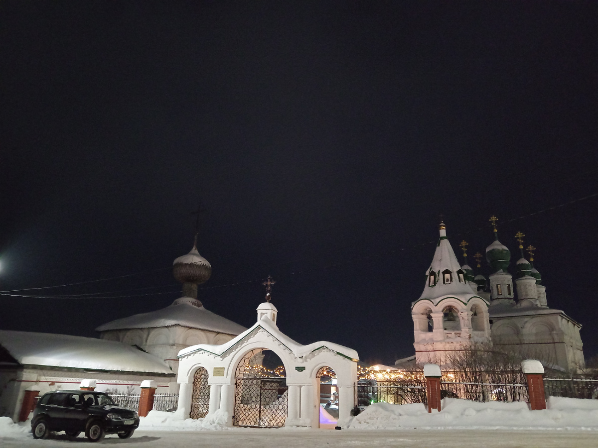 12.01.2026 8:28. Спасо-Преображенская церковь.