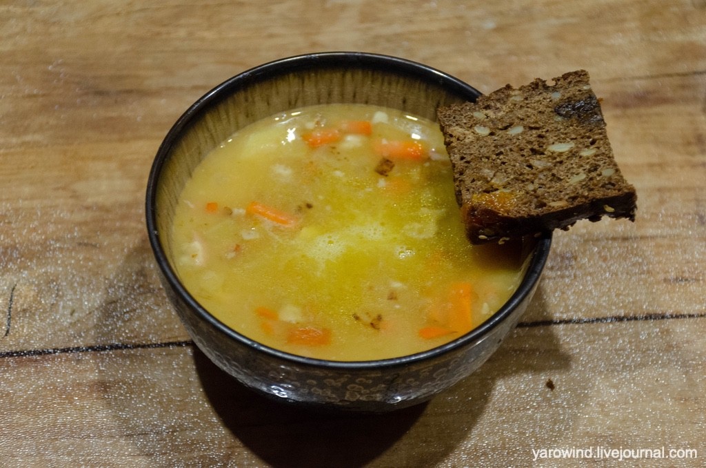 Гороховый суп с копченостями