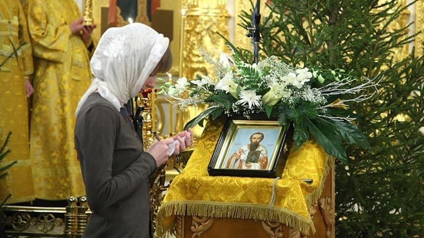 Икона Василия Великого. Служение Патриаршего Местоблюстителя в день праздника Обрезания Господня.patriarchia.ru