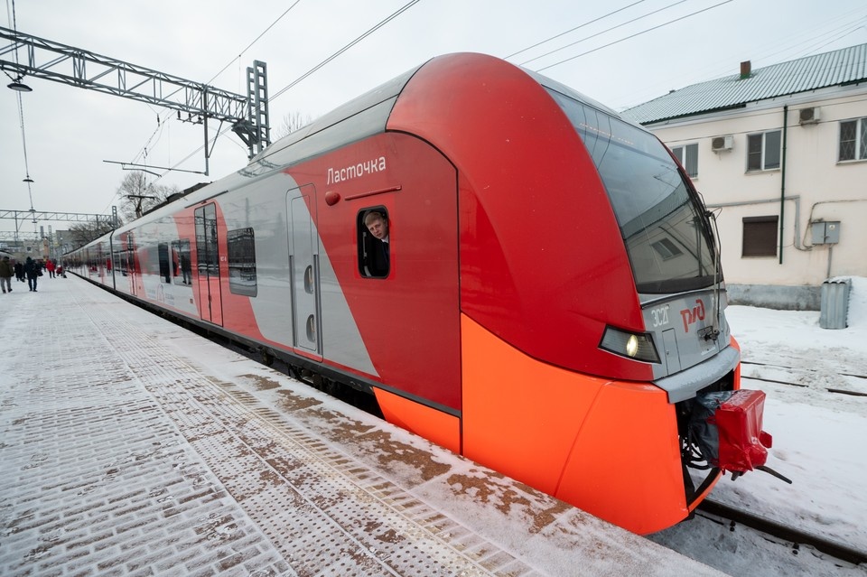    Более 254 тысячи пассажиров перевезли "Сапсаны" в Петербург. Юлия ПЫХАЛОВА