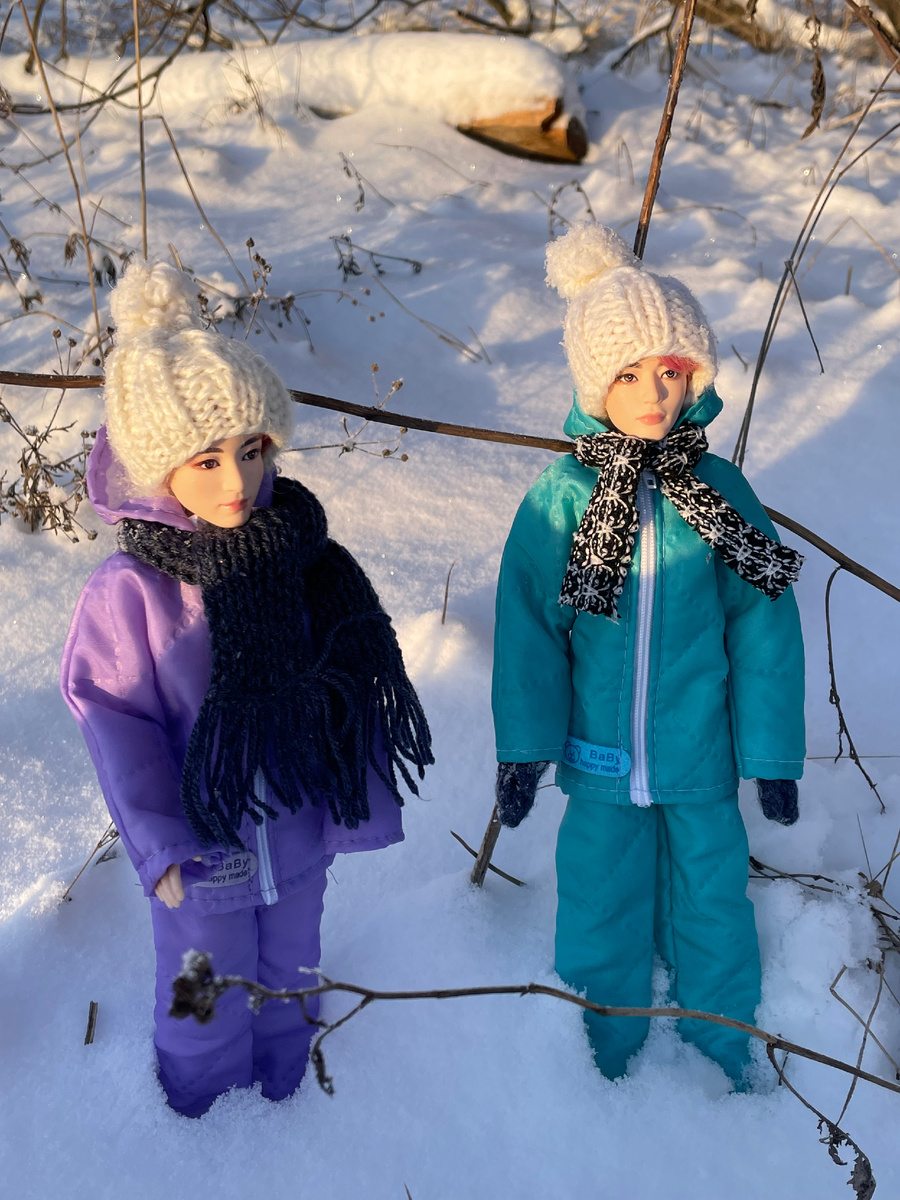 Первая прогулка с куклами)