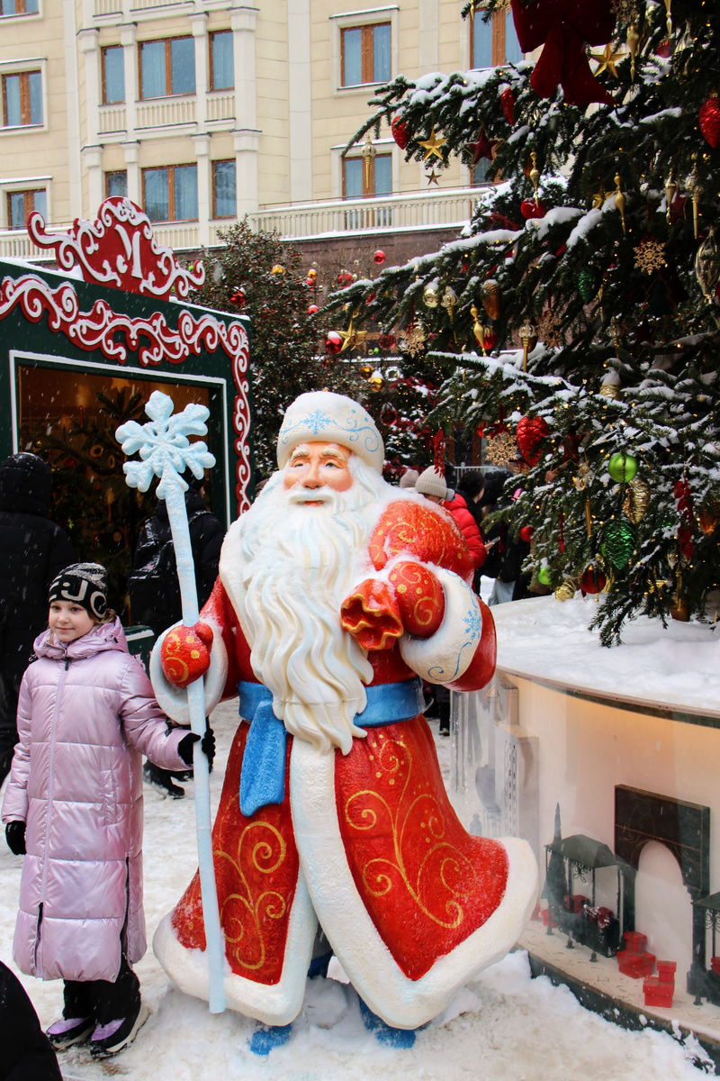 Площадь Революции. Фото из личного архива автора.