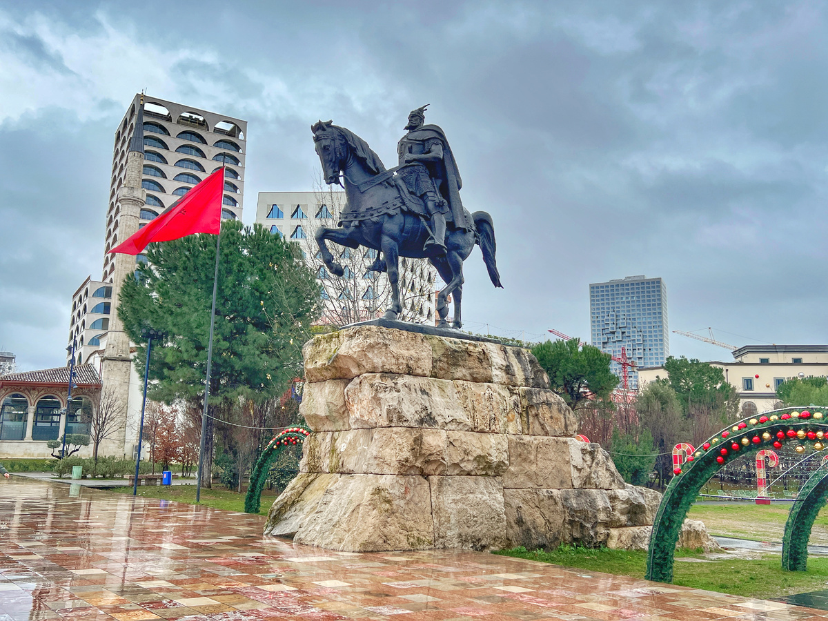 Тирана, Албания. Фото автора 