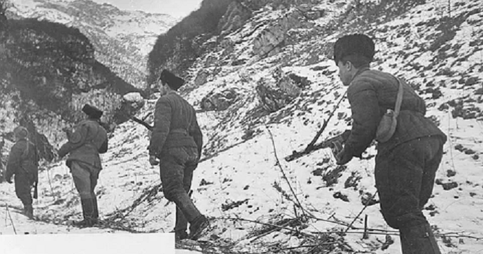 Автоматчики с ППШ на Кавказе