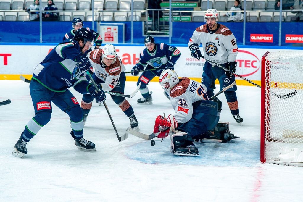    ХК «Югра» переиграл в Ханты-Мансийске «Южный Урал» со счетом 3:2 в овертайме