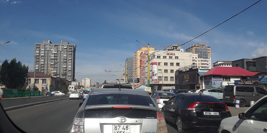 Улан-Батор: город контрастов? Нет, пробок!