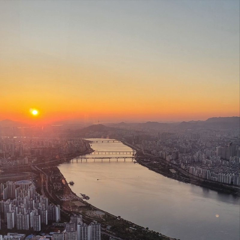 Вид на Сеул со смотровой площадки Soul Sky