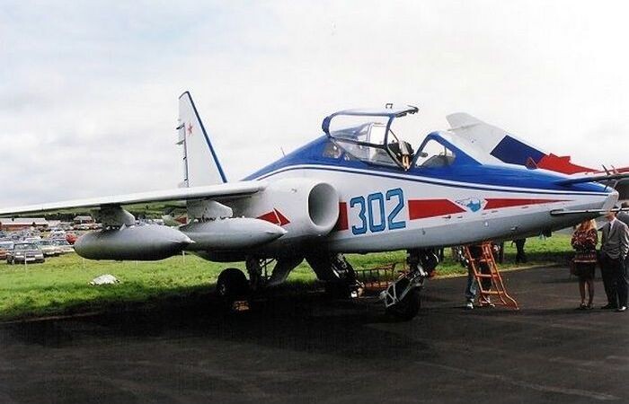 В 1980-е был создан Су-28.