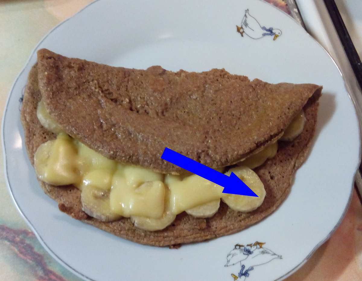    Этот овсяноблин с бананом и шоколадом заставит тебя улыбнуться с утра