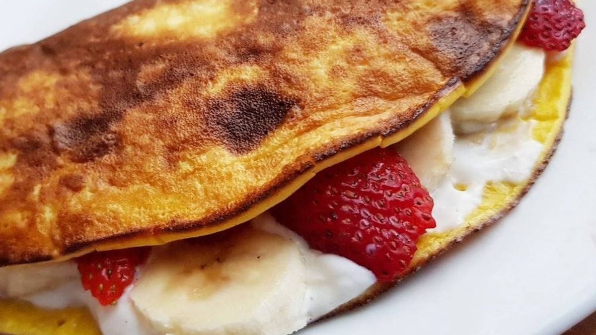    Этот овсяноблин с бананом и шоколадом заставит тебя улыбнуться с утра