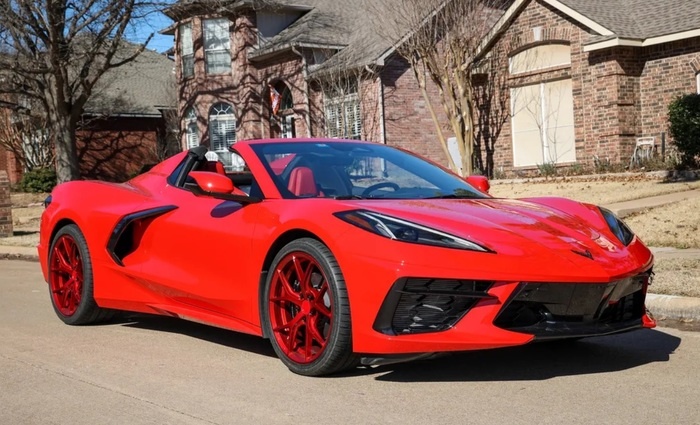 Chevrolet Corvette Convertible, роскошный и агрессивный