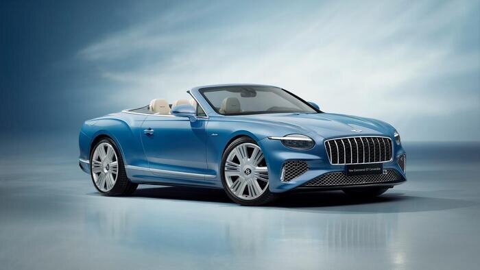 Bentley Continental GTC прекрасно подходит для дальних путешествий