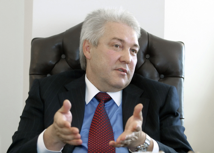 Банкир Александр Савельев