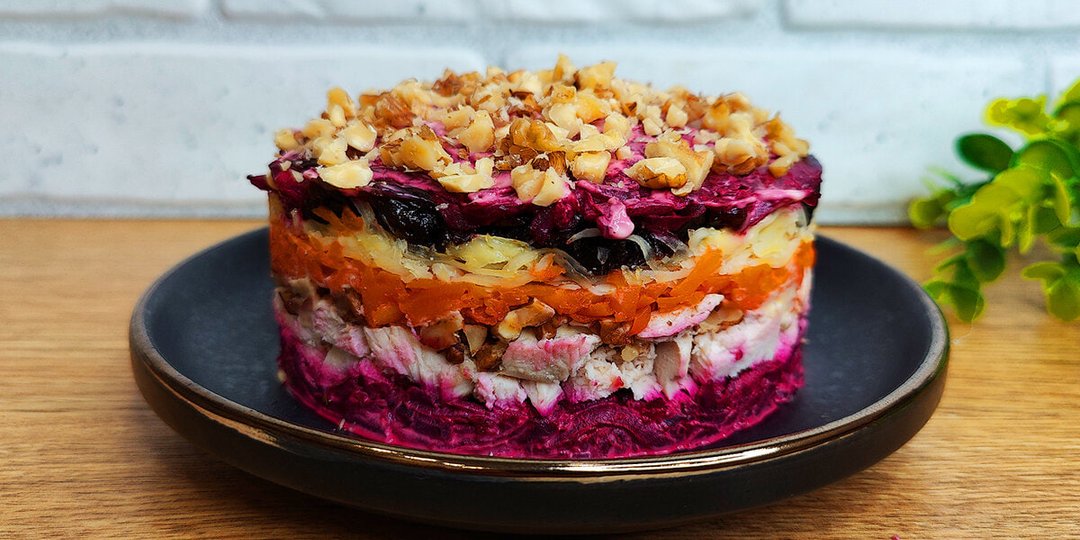 Без этого вкусного салата «Чингисхан» не обходится ни один праздничный стол, салат красивый и очень вкусный