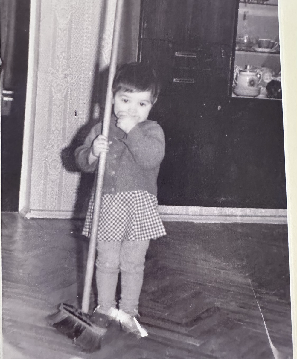 Это мне примерно 2 или 3 года. Сразу видно - деловой человек :)) 