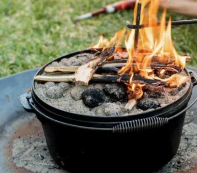 жар окружает блюдо со всех сторон