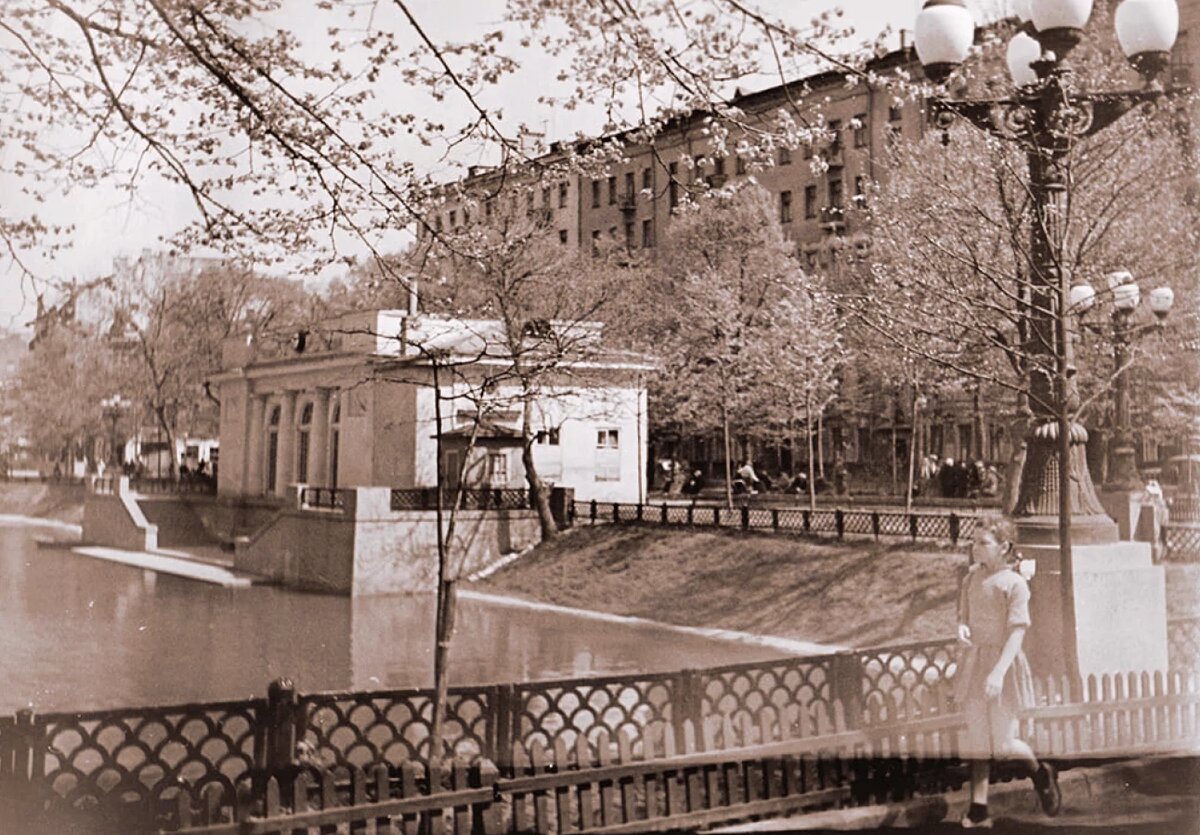 Старое фото Патриарших прудов