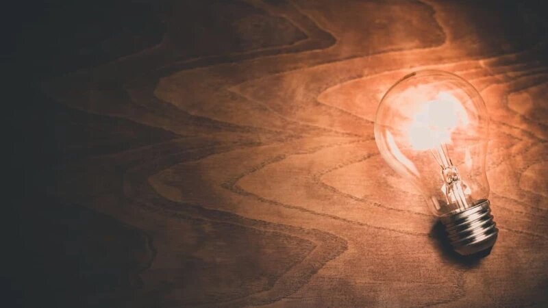     Лампочка. Электричество. СС0