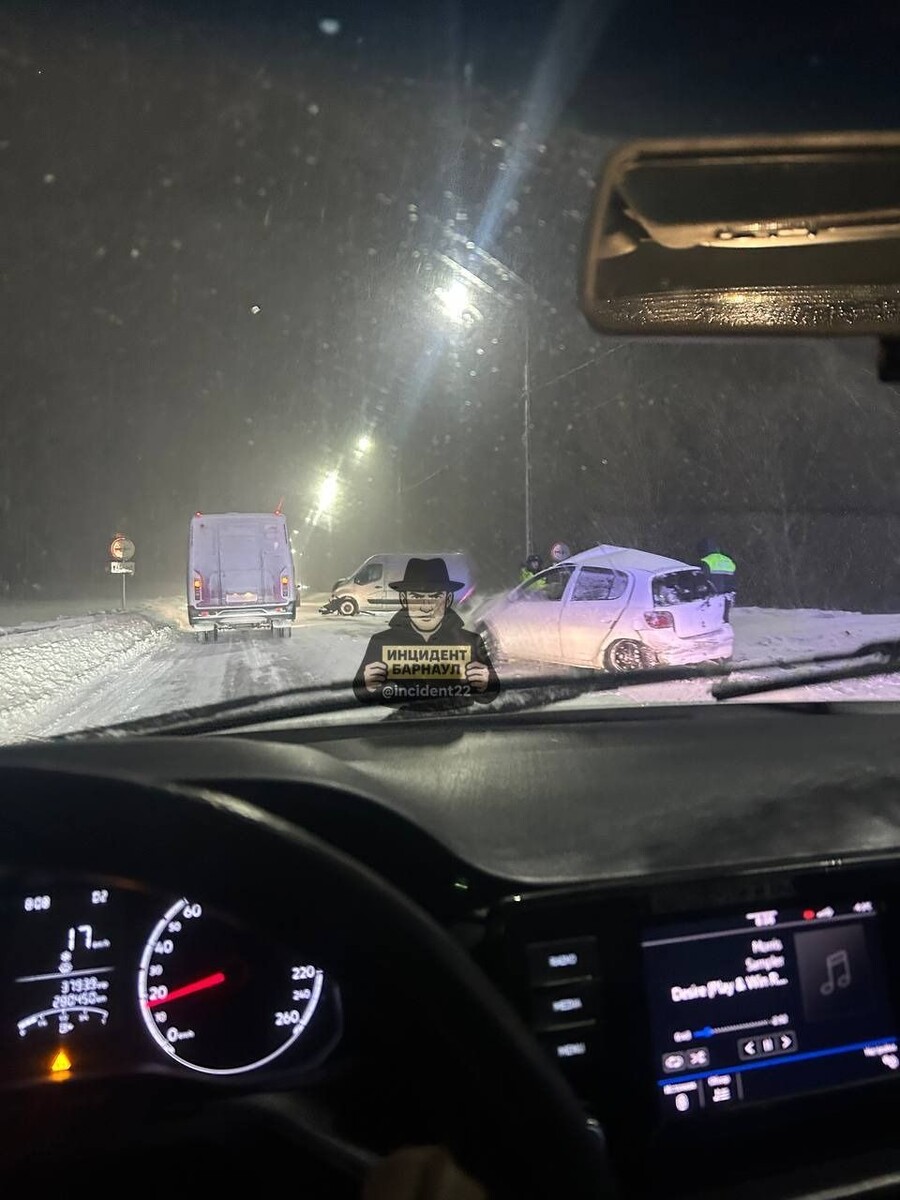    ДТП недалеко от Новоалтайска. Источник: t.me/incident22