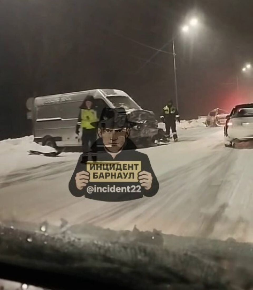   ДТП недалеко от Новоалтайска. Источник: t.me/incident22