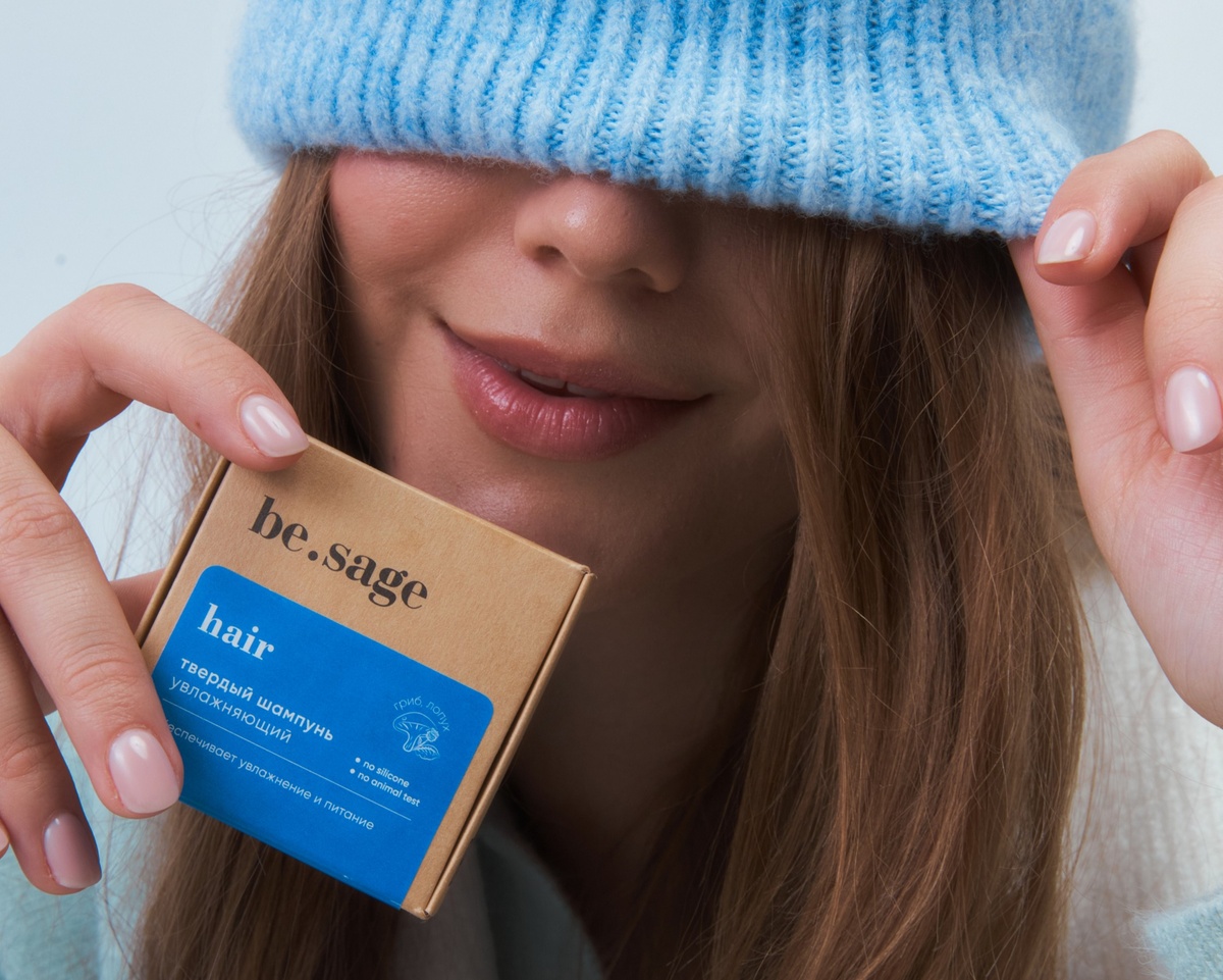 На фото: твердый шампунь Увлажняющий be.sage