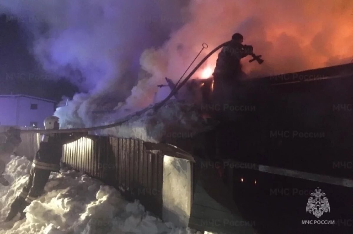    Один человек погиб при пожаре в свердловском поселке