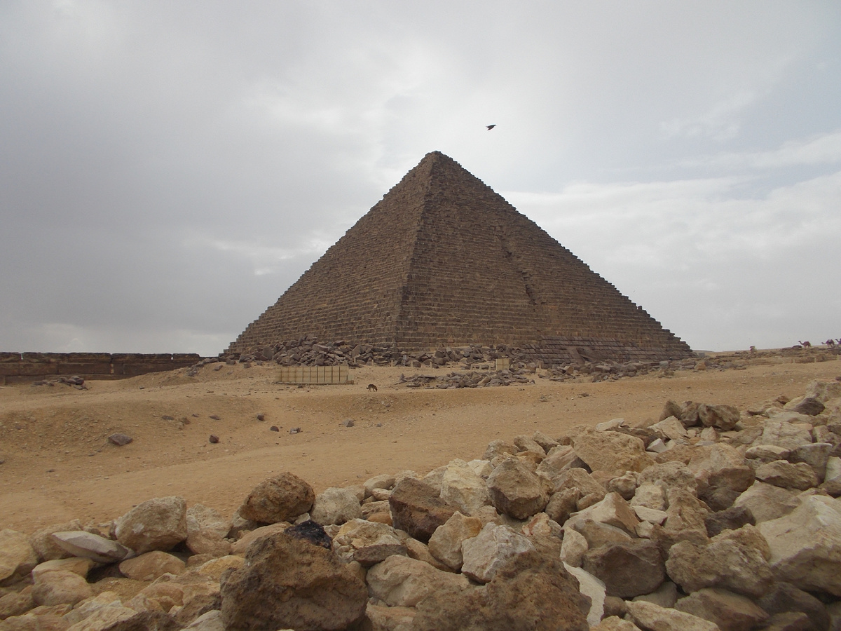 Вероятно речь идёт о пирамиде Микерина. Фото автора канала.