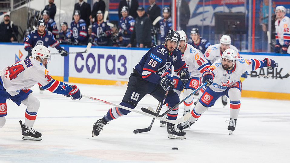     Никита Сетдиков. Фото: Андрей Холмов/ХК «Лада»